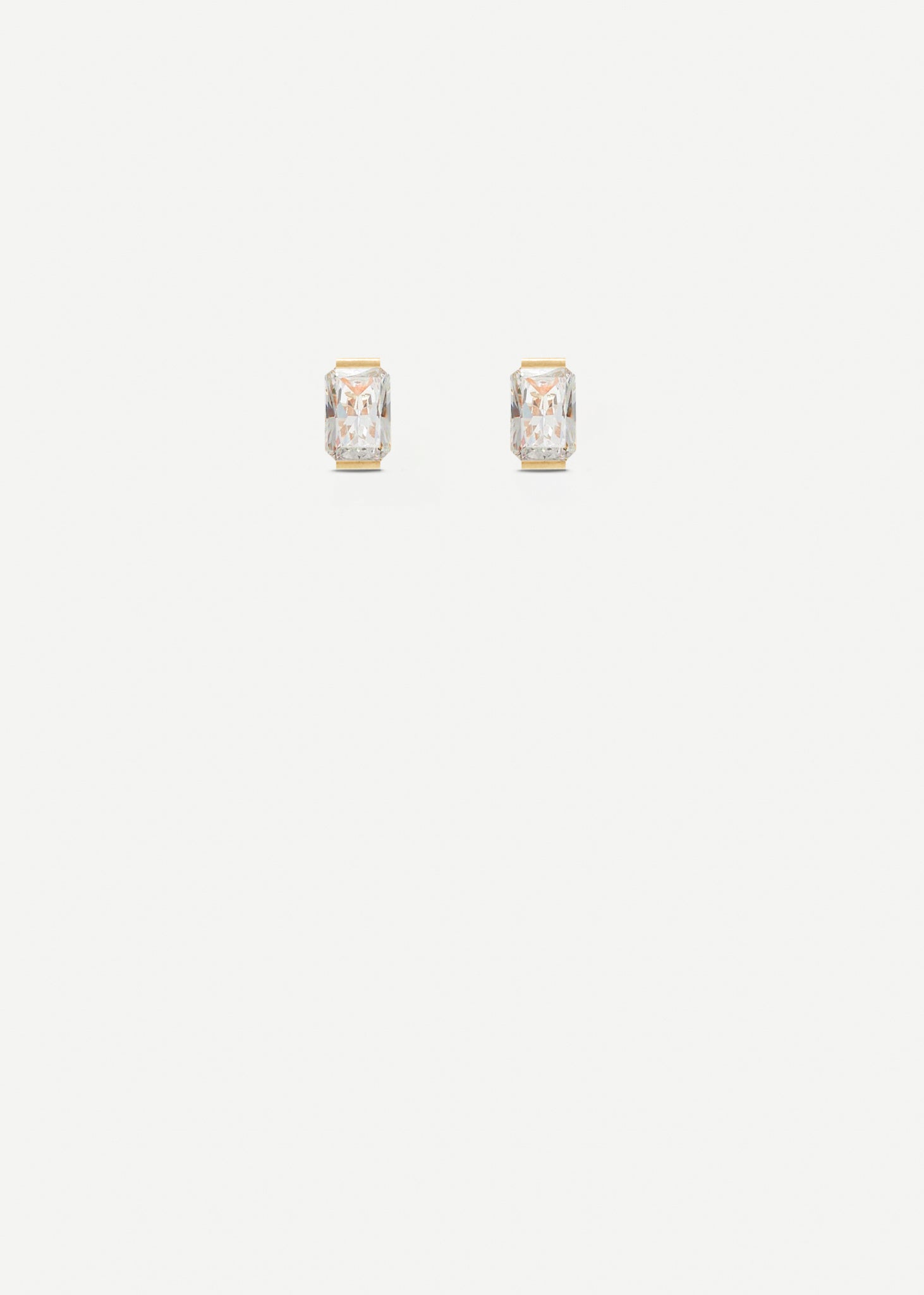 Emerald Cut Diamond Earring