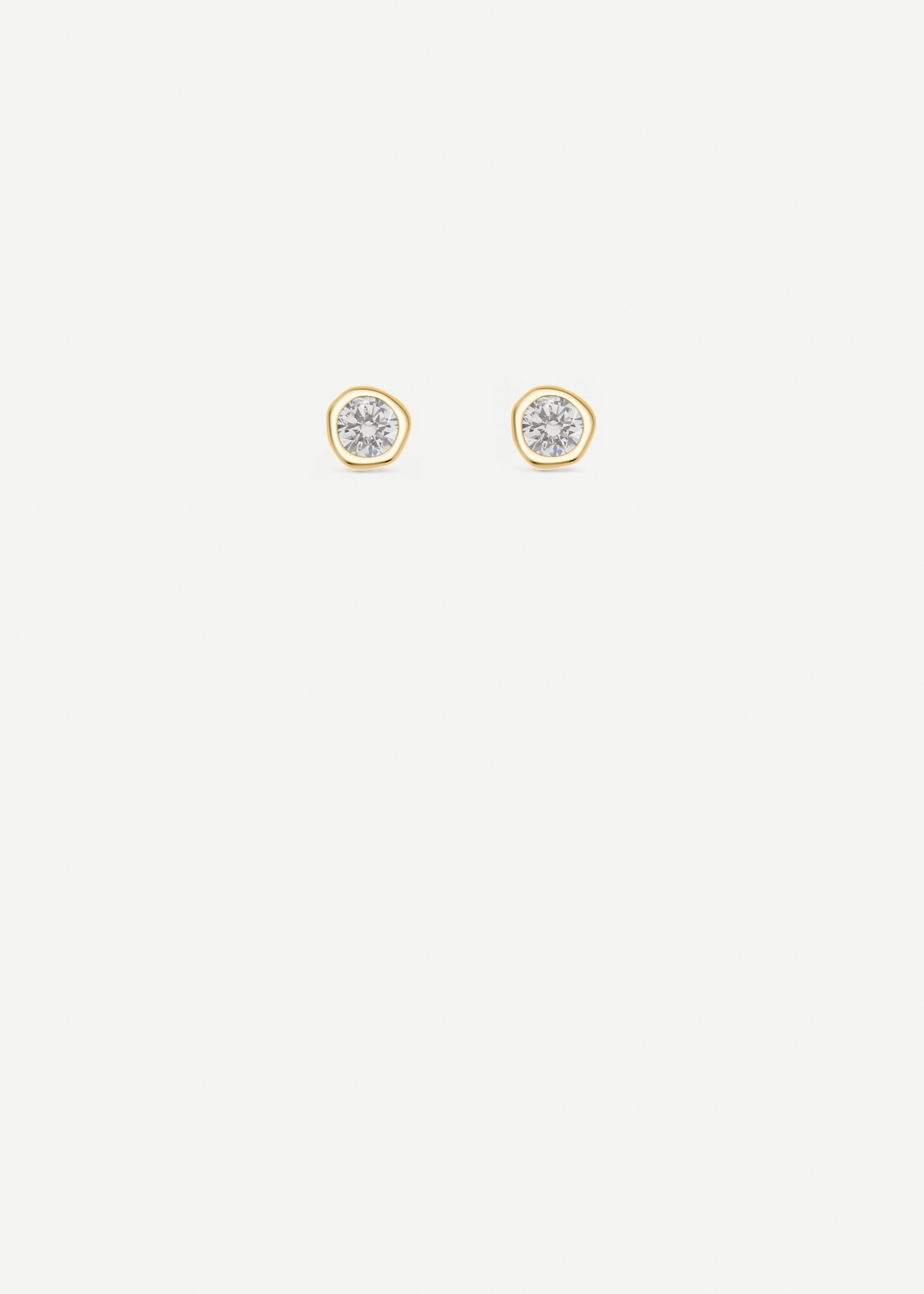 Molded Diamond Stud Earring