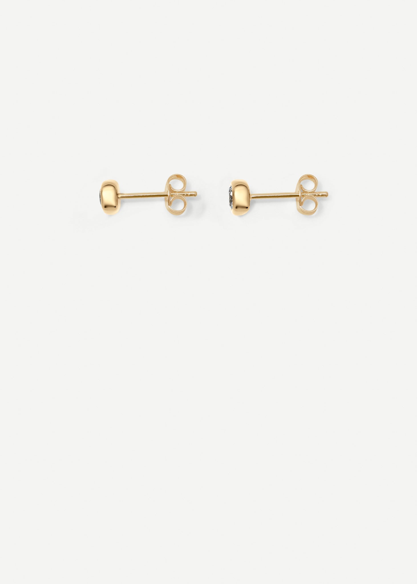Molded Diamond Stud Earring