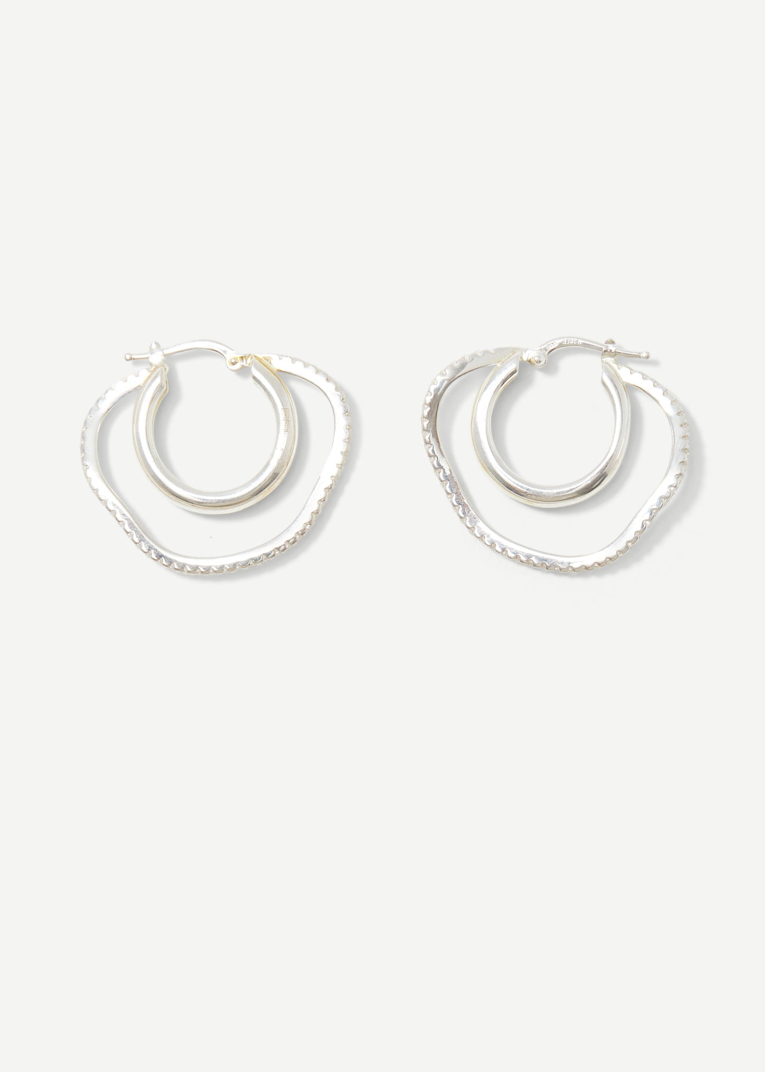 2025新入荷 M Earring Hoop Double Distorted - Webb Cornelia Buy アクセサリー