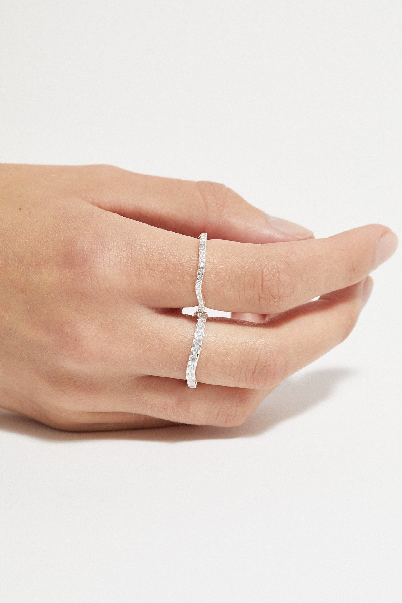 Distorted Single Ring Midi | White - Rings - Cornelia Webb - 4