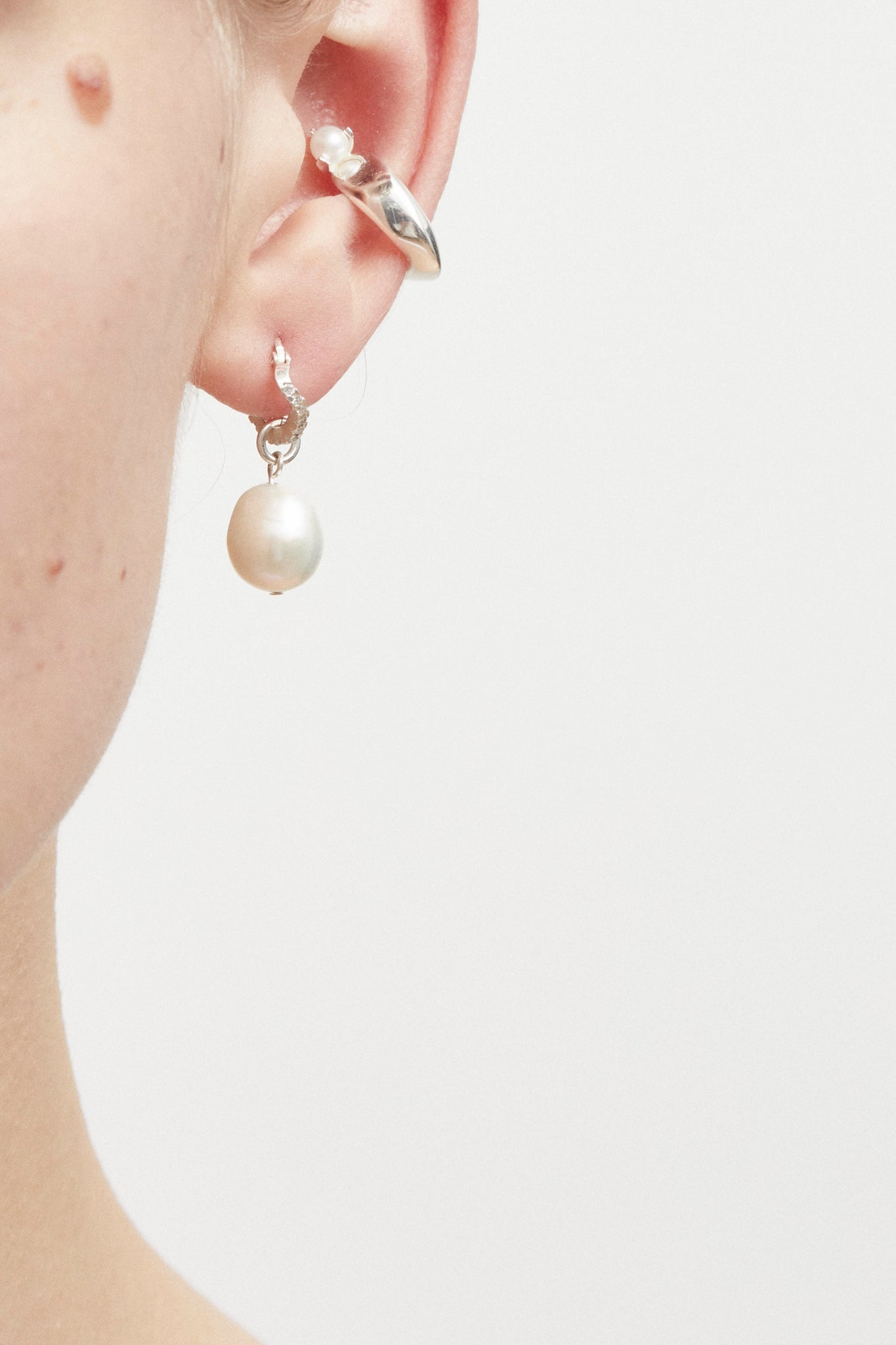 Folded Ear Cuff Mini Pearl - Earrings - Cornelia Webb - 3