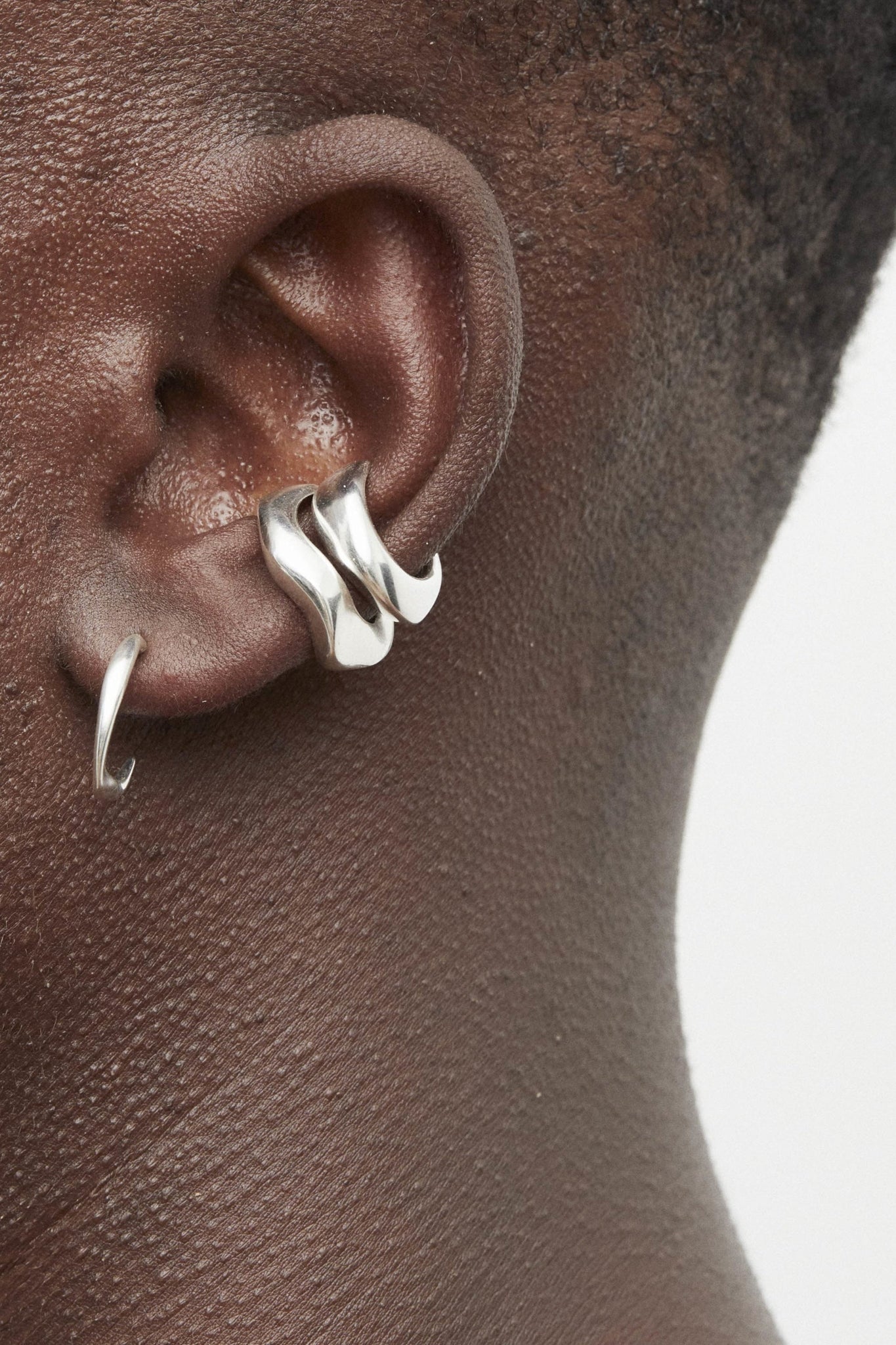 Molded Organic Hoop Earring Mini - Cornelia Webb - 3