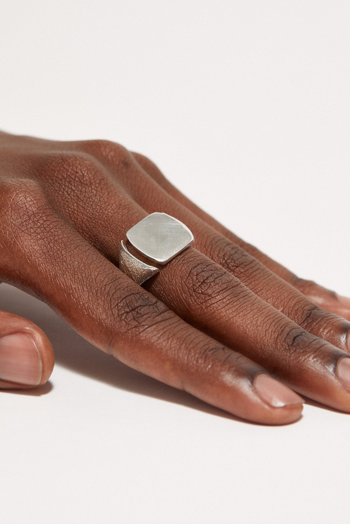 Molded Signet Ring - Rings - Cornelia Webb - 4