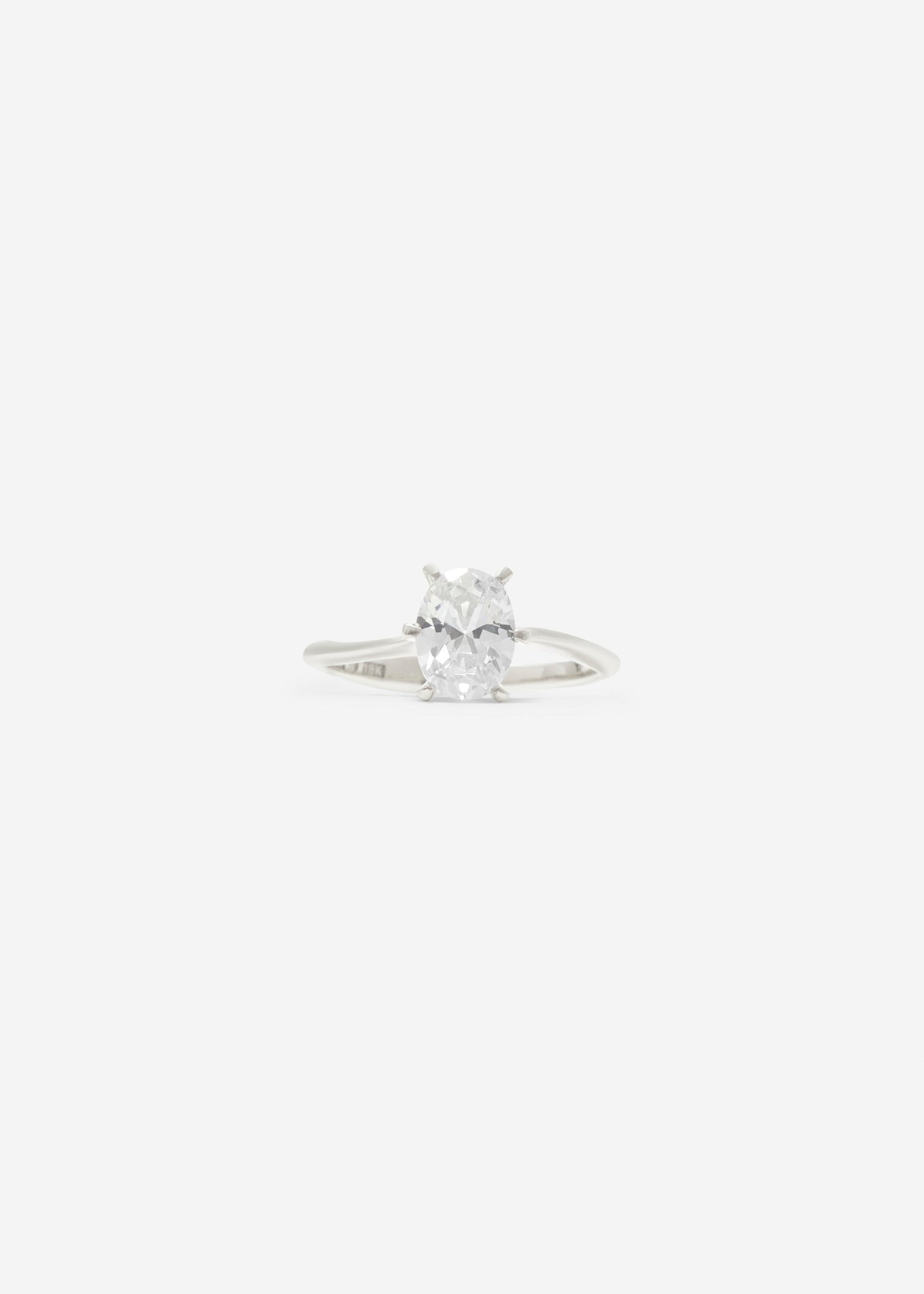 Oval Solitaire Ring Maxi 0.7 - 0.9 Ct - Rings - Customised - 1