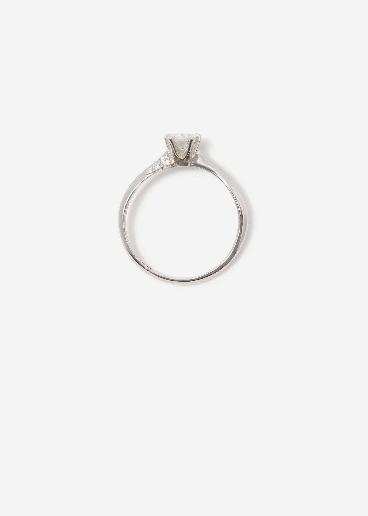 Oval Solitaire Ring Midi Pavé 0.3 - 0.5 Ct - Rings - Customised - 2