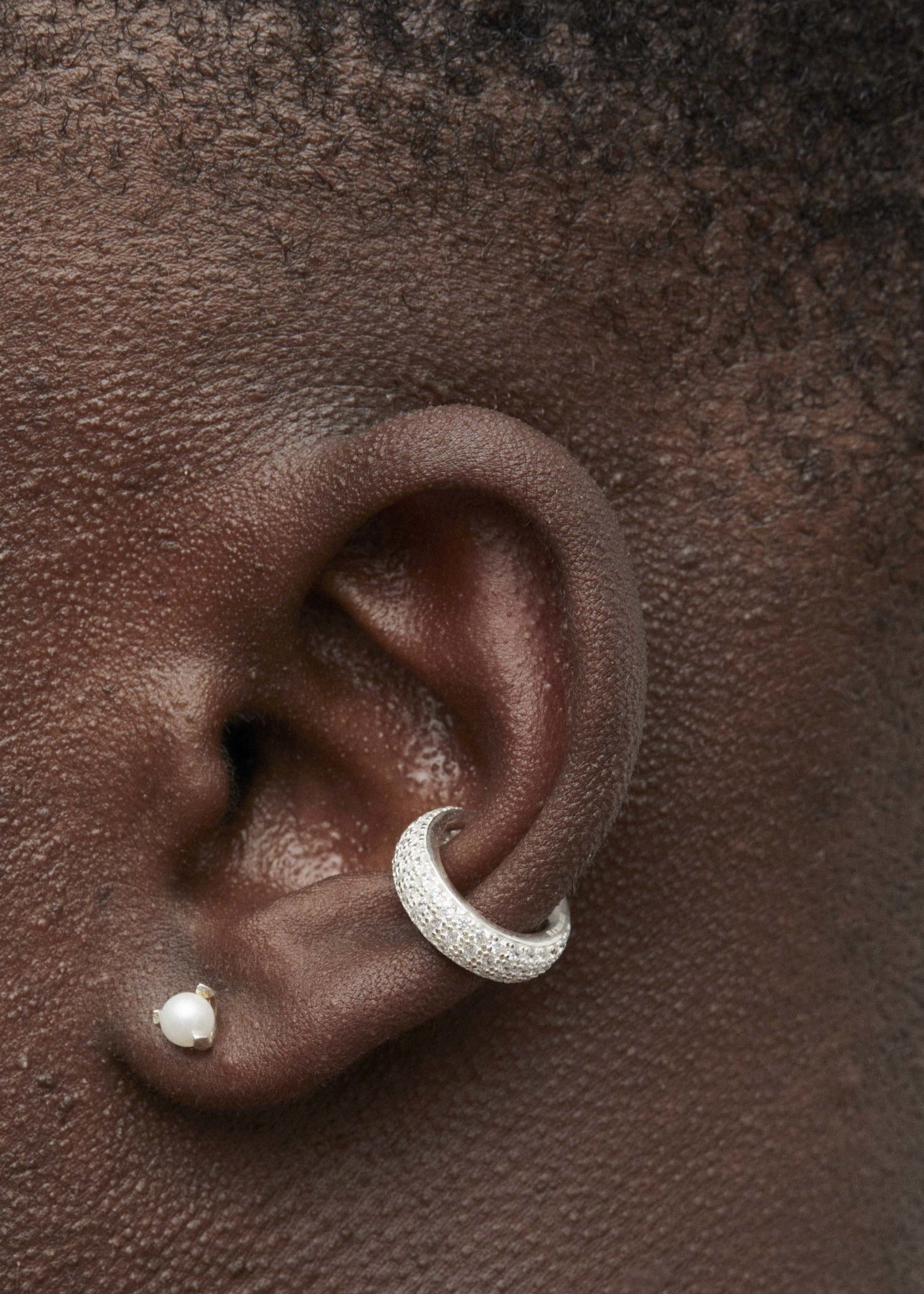 Stoned Ear Cuff Mini | White - Earrings - Cornelia Webb - 3