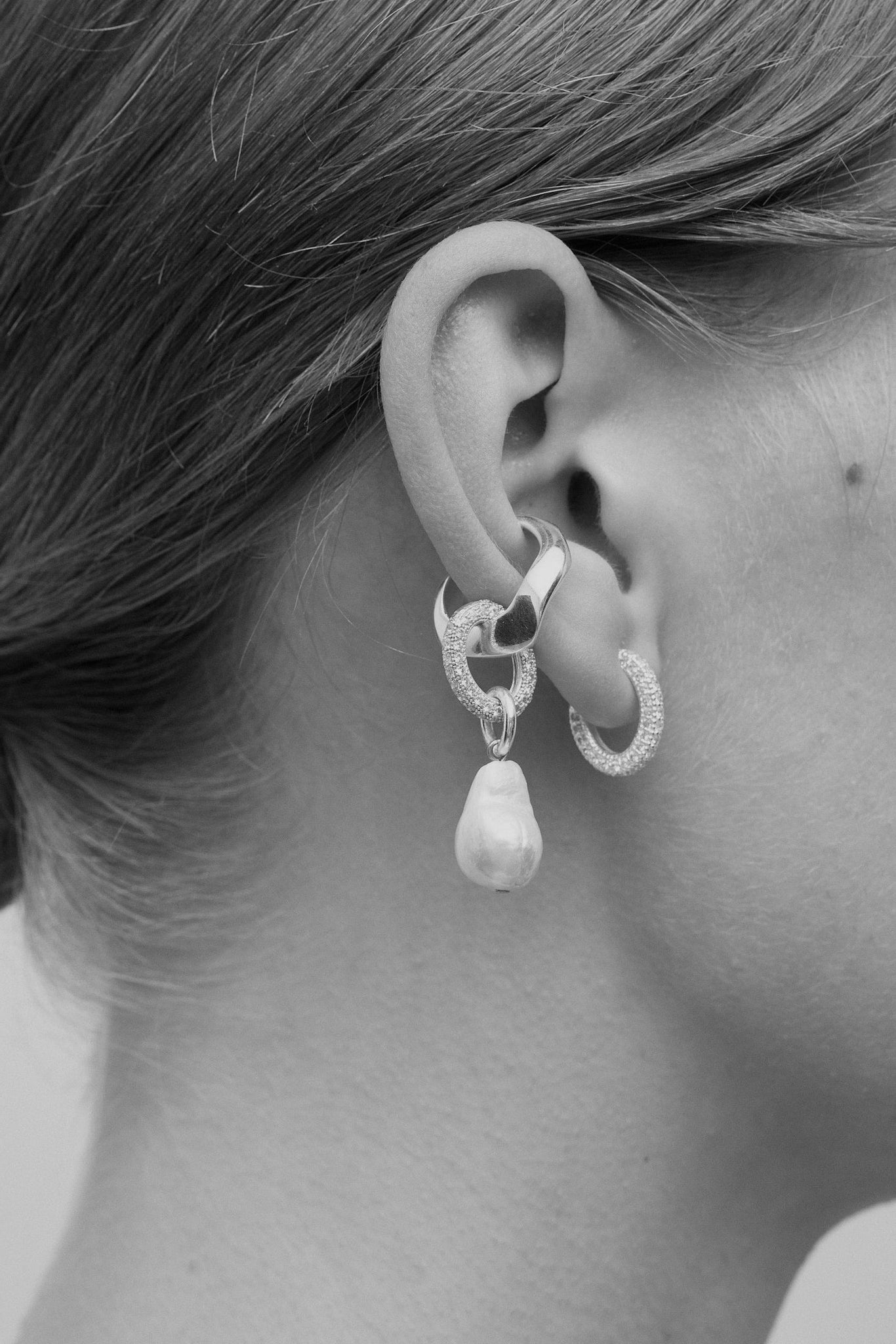 Stoned Hoop Earring Midi - Cornelia Webb - 3