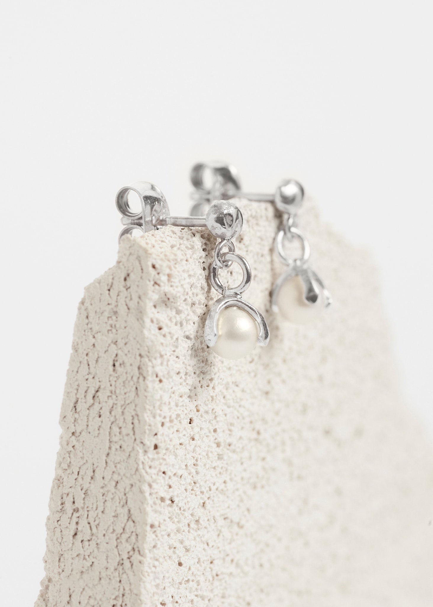 Warped Pearl Charm Earring - Cornelia Webb - 2