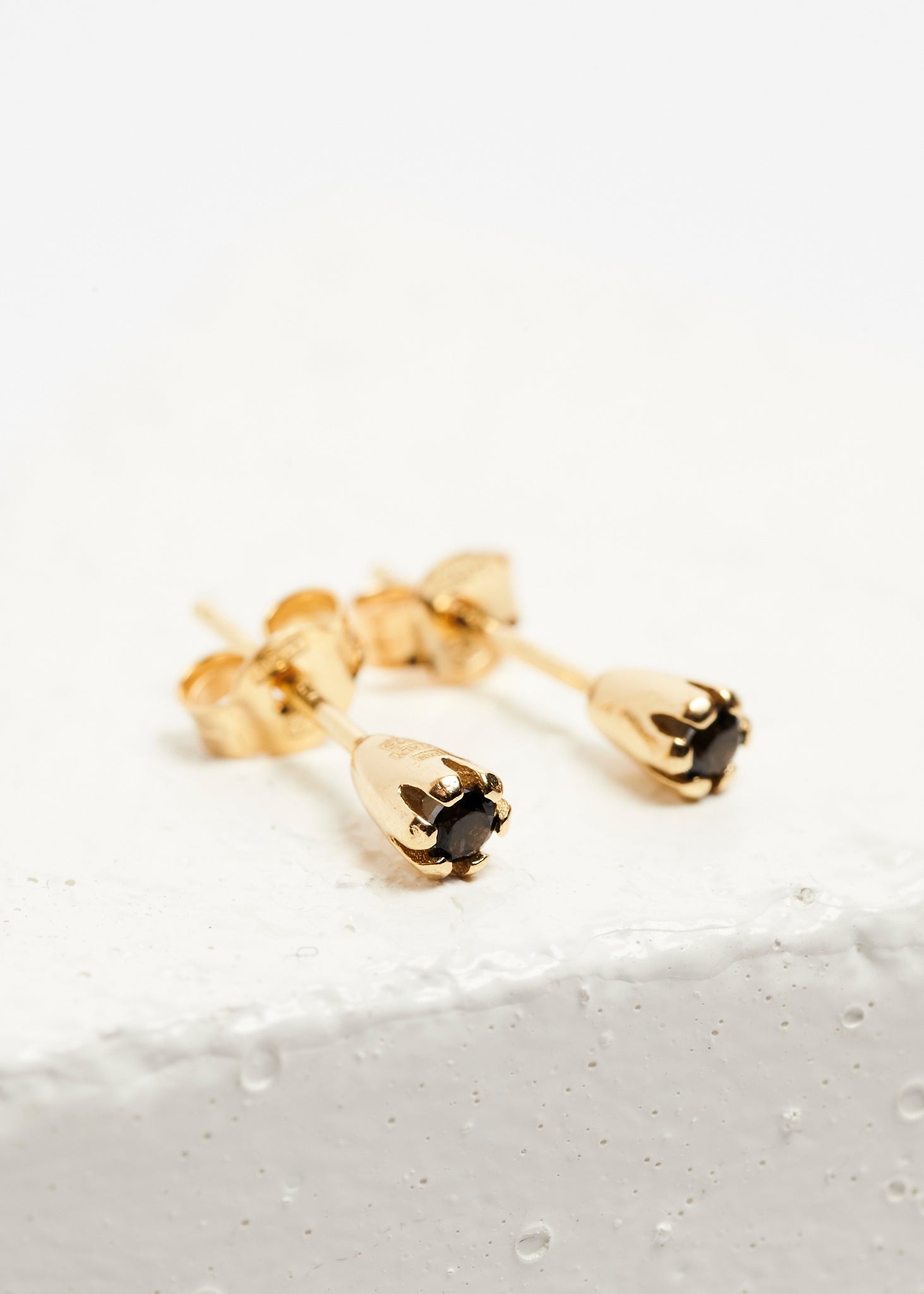 Warped Stud Earring Mini | Black - SALE - 1